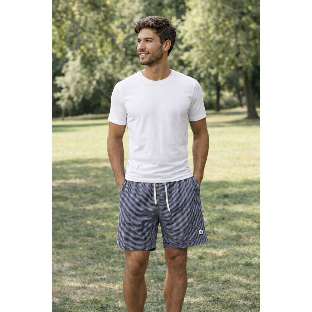 VUORI Kore lined shorts, navy/gray stripe, Lrg $80 C13